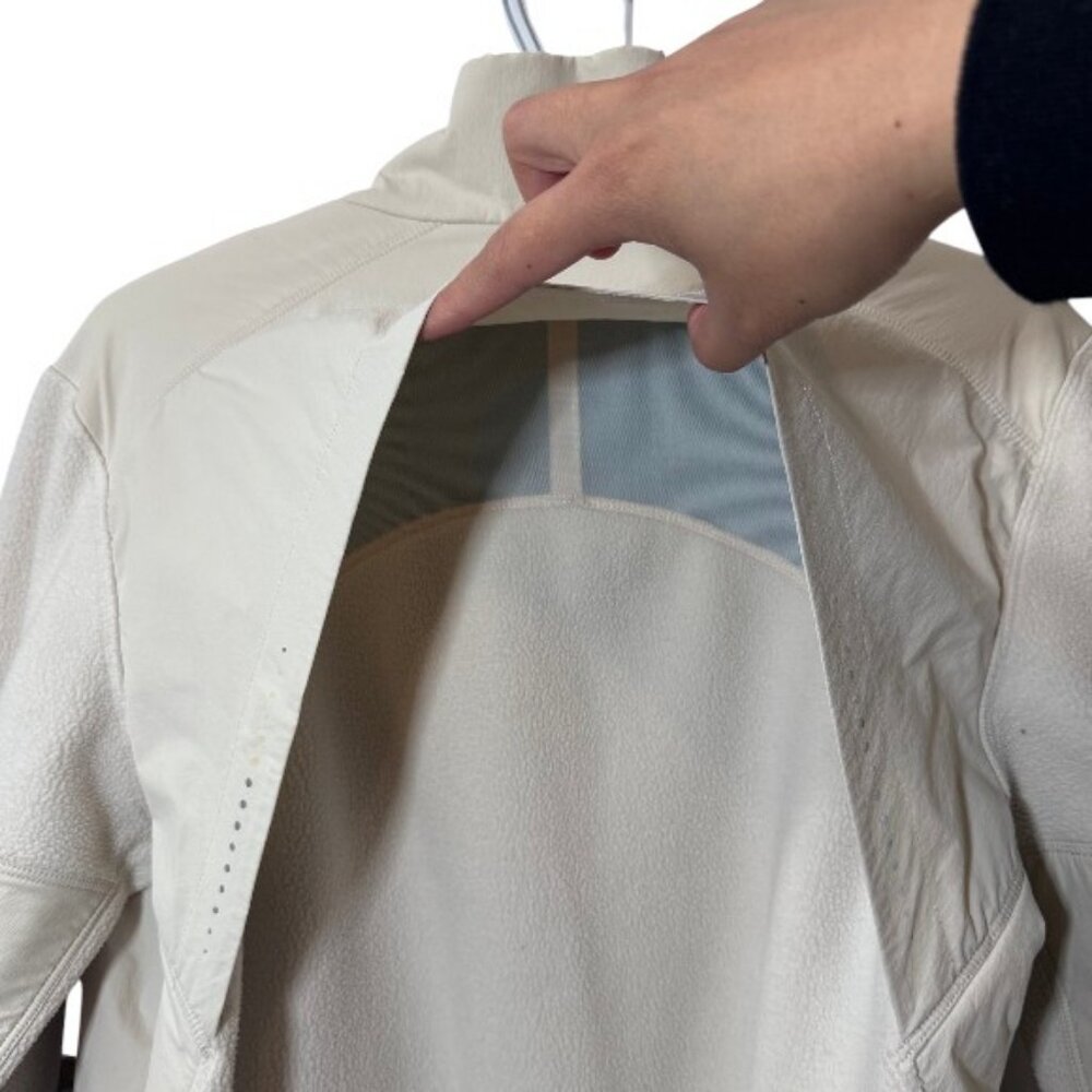 Lululemon fleece lined running jacket white women's size 10 - Picture 14 of 16